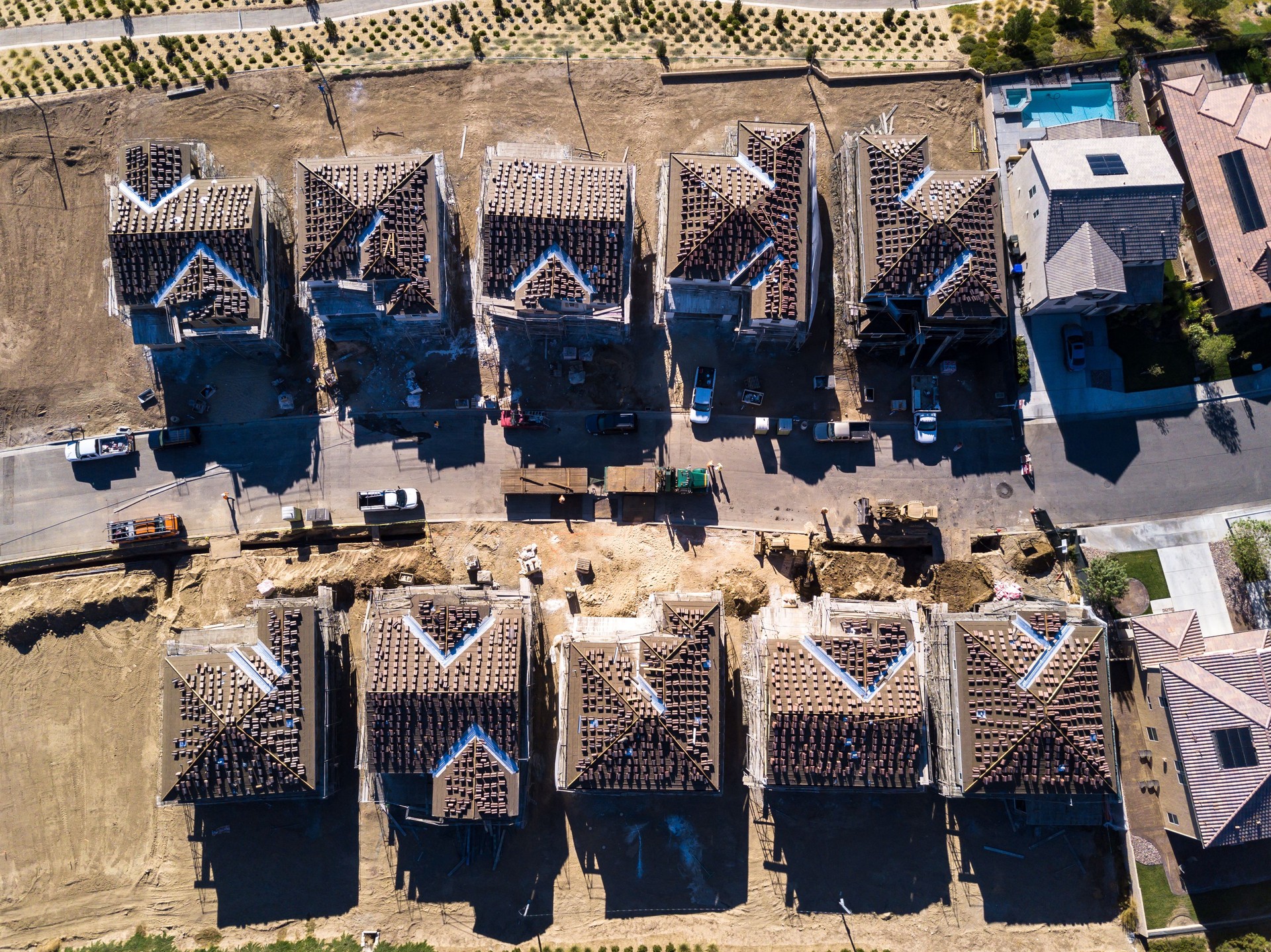 Photo aérienne de Suburban maisons en toit